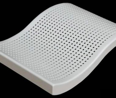 弧形沖孔鋁單板