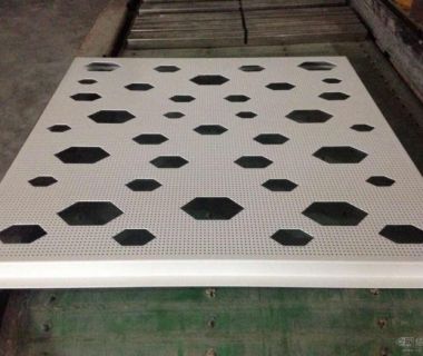 沖孔鋁單板吊頂